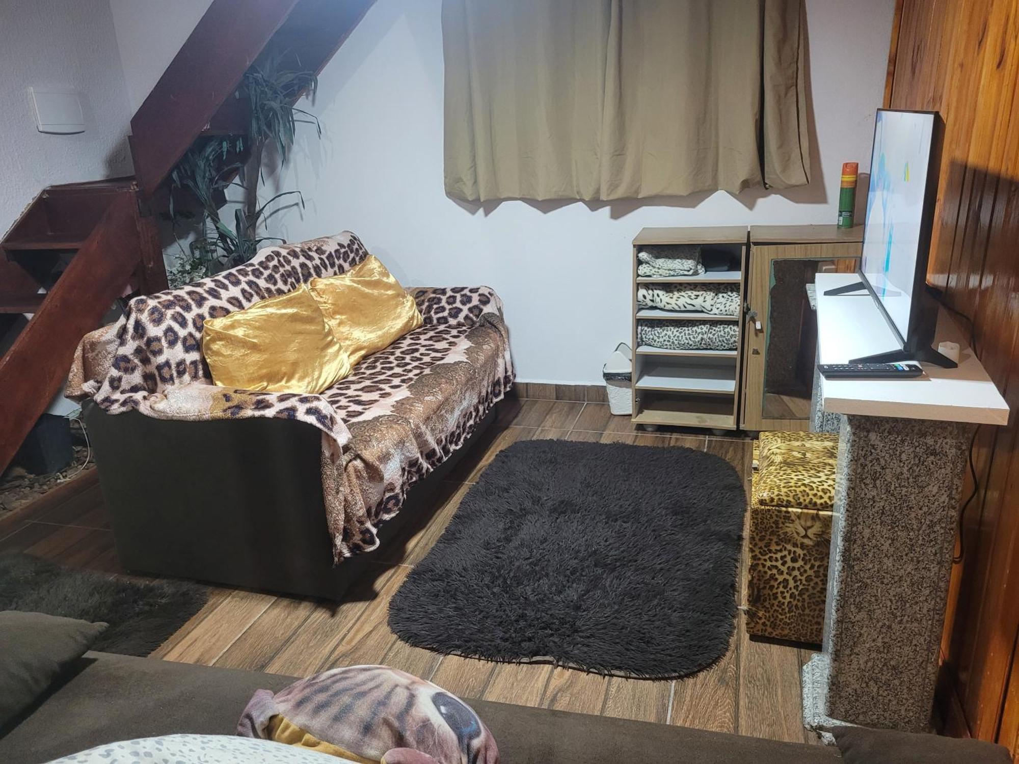 Casa Inteira Chale E Edicula Сasa de vacaciones
