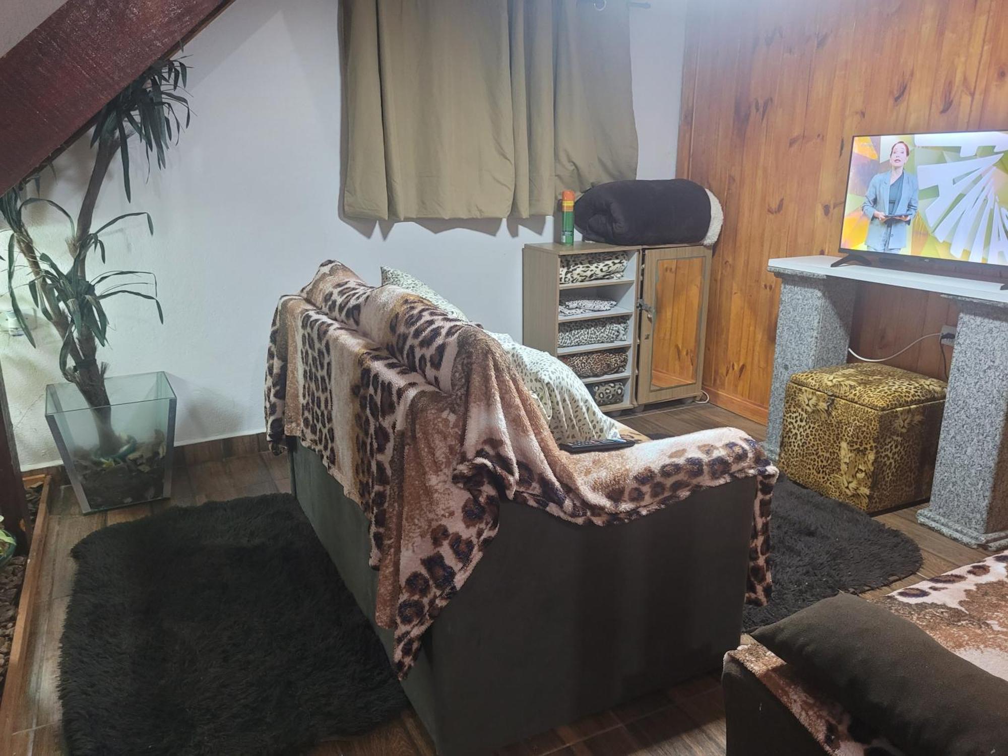 Casa Inteira Chale E Edicula Сasa de vacaciones
